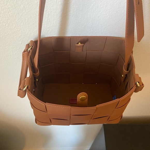 J.Mclaughlin Women’s Garance Woven Leather Handbag Crossbody Bag Tan Resortwear - Picture 5 of 14